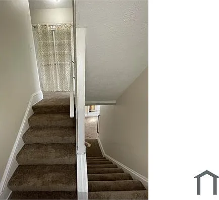 5 bed, 1709 sqft, $2,000 — Photo 4