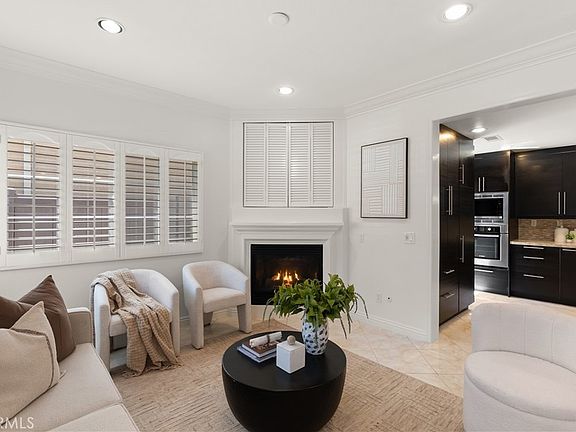 5th image of 15 Poppyfield Ln