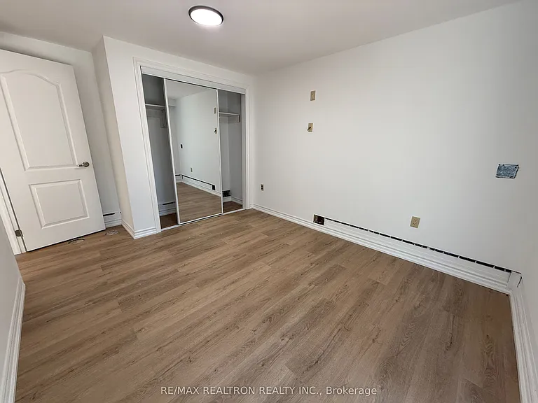 368 Spring Garden Ave #LOWER — Photo 5