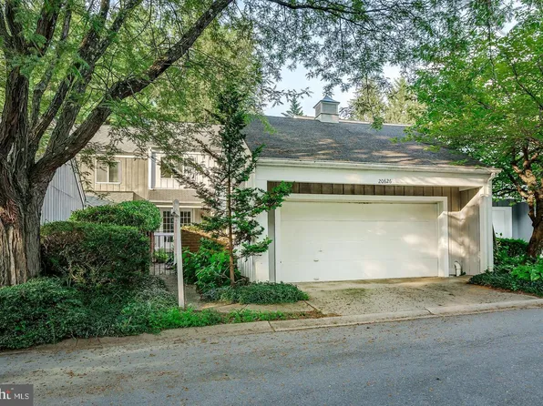 20626 Highland Hall Dr, Montgomery Village, MD 20886