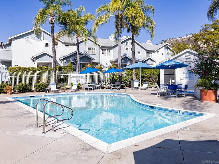 10060 Scripps Vista Way #33 — Photo 38