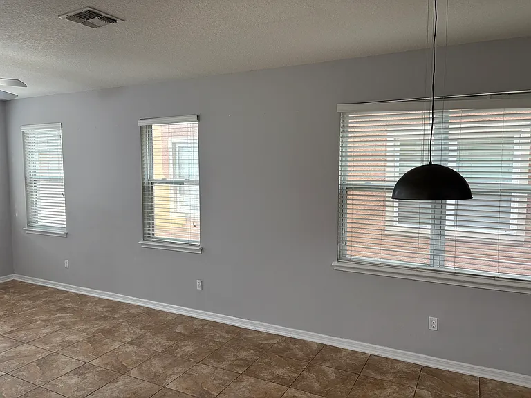 12979 Calderdale Ave — Photo 14