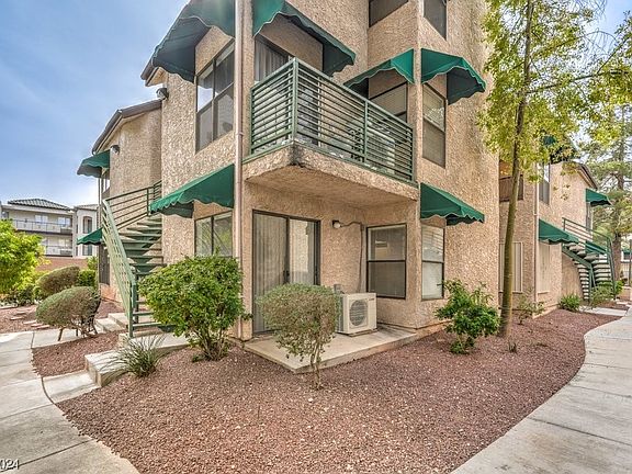 3rd image of 490 Elm Dr Unit 104
