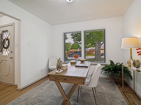5th image of 4106 Azalea Ln