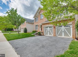 2222 Hollowoak Dr, Hanover, MD 21076