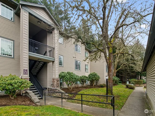 25025 SE Klahanie Boulevard #C303, Issaquah, WA 98029