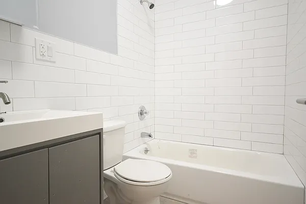 Rented by Bold New York | media 4
