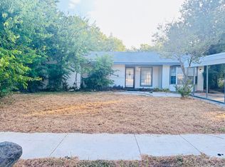 10806 Lazy Oaks Dr, San Antonio, TX 78217