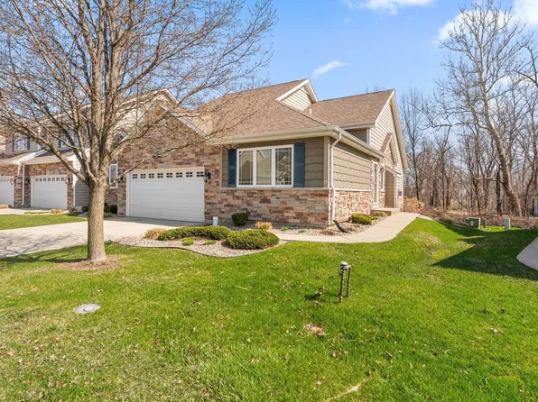 2323 Legend Cir E, Chesterton, IN 46304