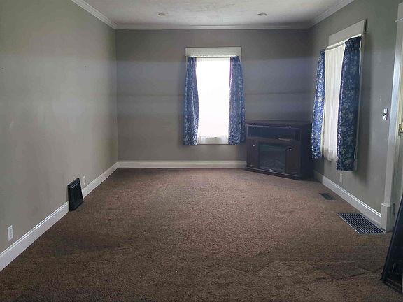 3rd image of 522 Ryan St