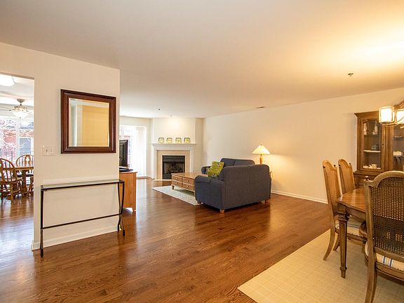 2nd image of 129 Acacia Cir APT 405E