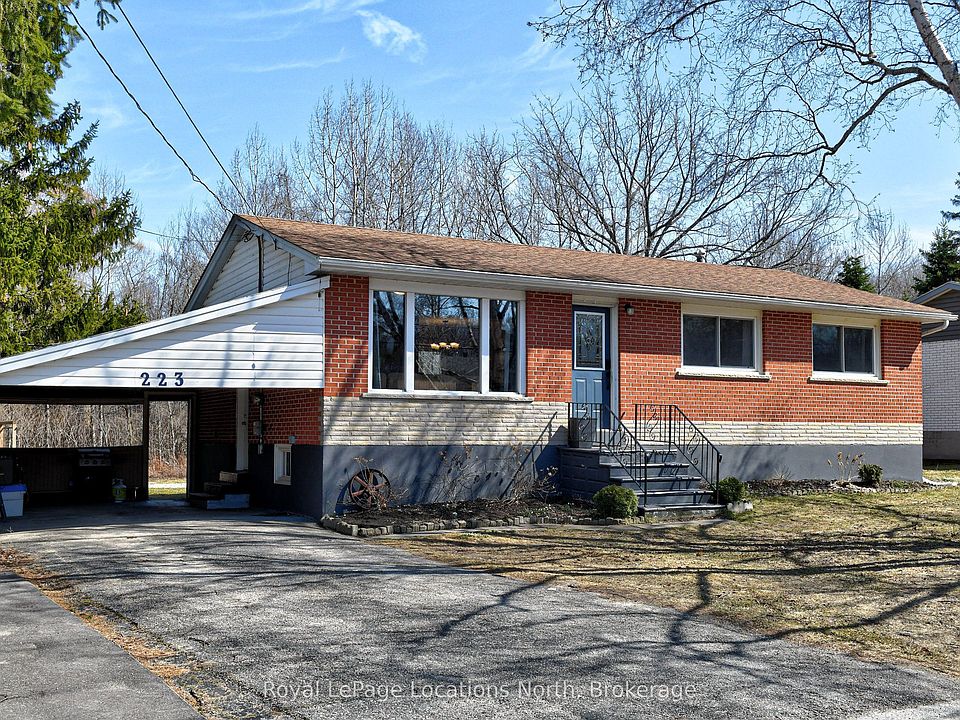 1st image of 223 Graham St