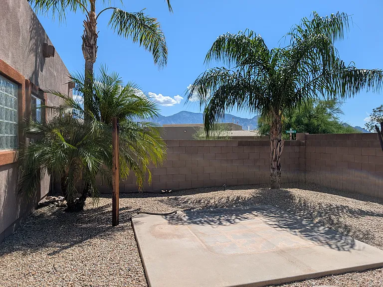 13273 N Regulation Dr — Photo 29
