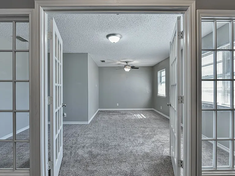 1307 Linda Spur — Photo 24