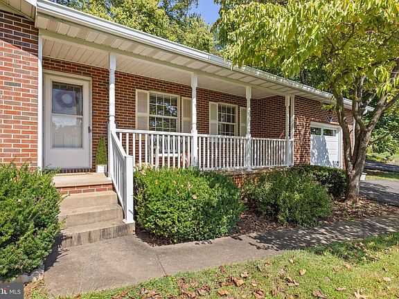 4th image of 7144 Bethel Dr E