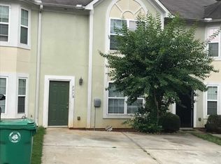 2938 Fields Dr, Lithonia, GA