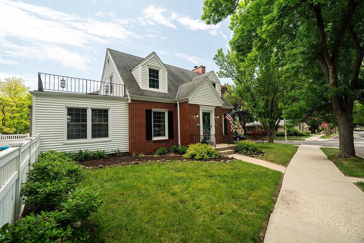 6641 W Hadley STREET, Milwaukee, WI 53210 | Zillow