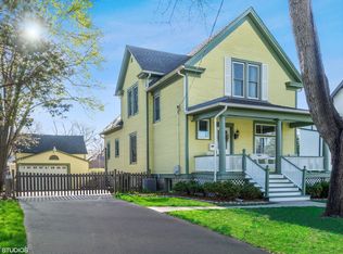 305 N Plum Grove Rd, Palatine, IL 60067