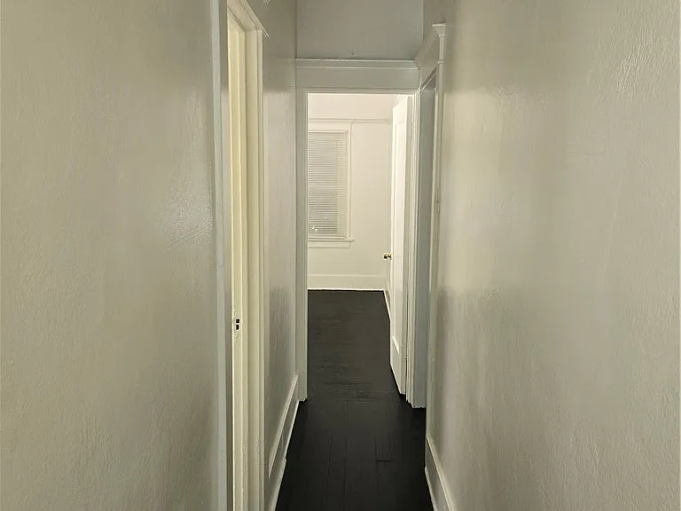 942 E 2nd St #15 — Photo 20