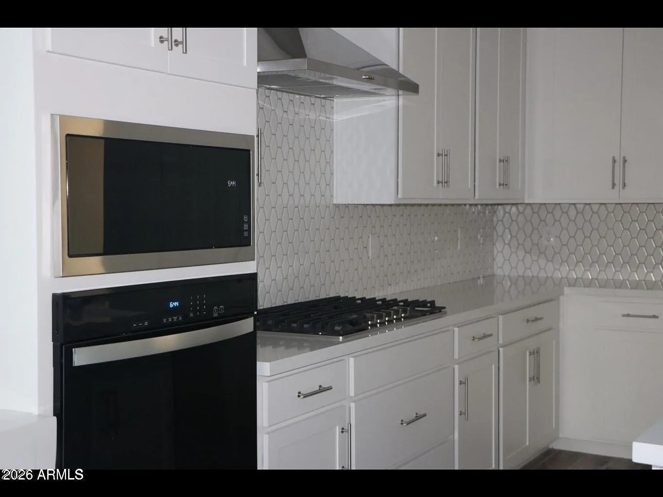 3 bed, 2.0 bath, 2000 sqft, $2,699 — Photo 4