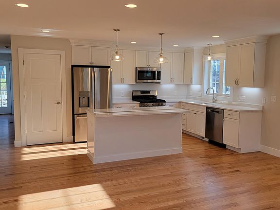 2nd image of 81 Mulberry Lane #67