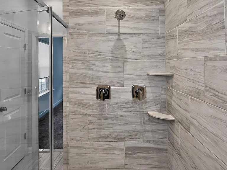 612 Leigh Way — Photo 45