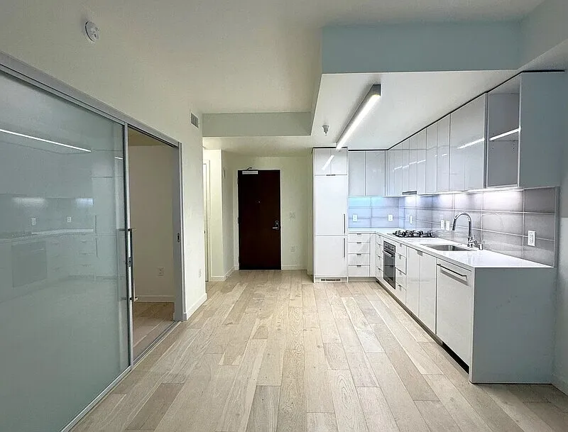 2 bed, 1.0 bath, 773 sqft, $2,600 — Photo 1