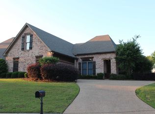 1400 Windrose Dr, Brandon, MS