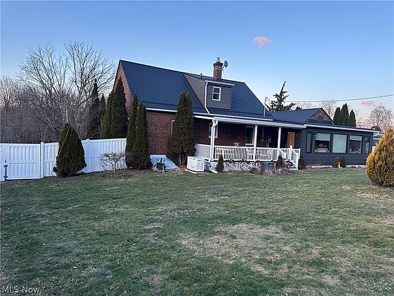 2nd image of 3192 Mogadore Rd