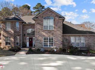 3815 Holly Ridge Dr, Longview, TX 75605