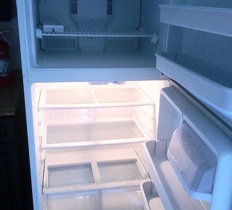 3rd image of 2921 SE 13th Ave APT 203
