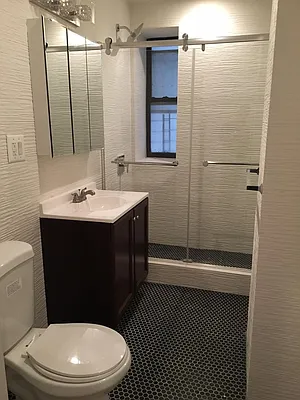 Rented by Platinum Properties | media 14