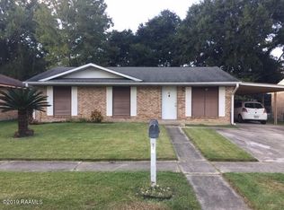 106 Village Ln, Lafayette, LA 70506