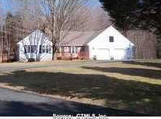 102 Wiese Albert Rd, Higganum, CT 06441