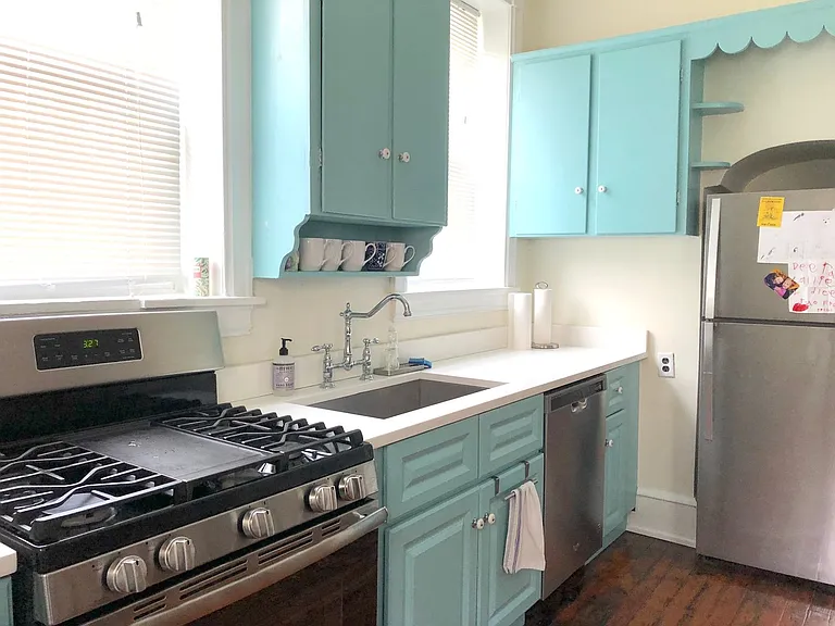 815 S 49th St — Photo 3