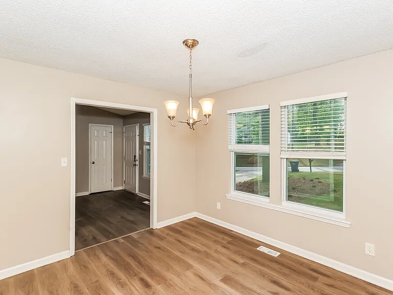 4110 Cranwood Dr — Photo 9