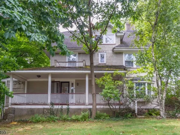 19 Pease Ave Floor 1, Verona, NJ 07044
