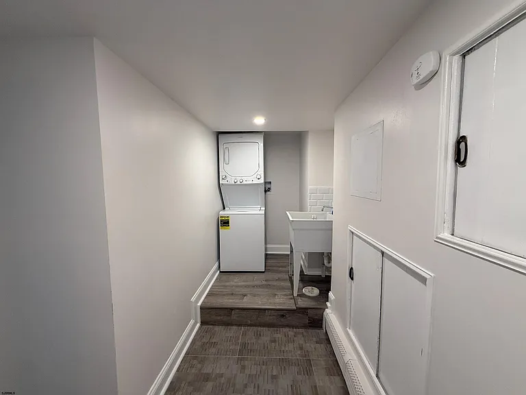 102 S Raleigh Ave — Photo 17