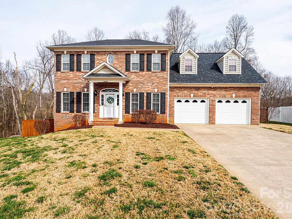 1st image of 2640 Ironwood Dr