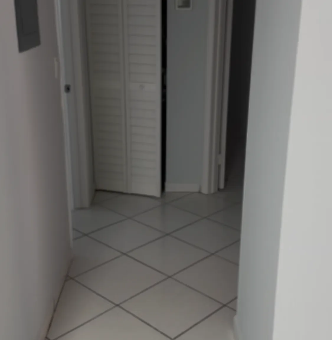 W 21st Ct, Hialeah — Photo 3