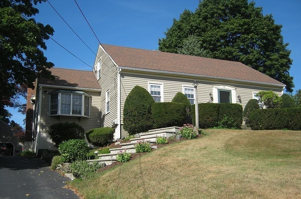 444 Massasoit Rd, Worcester, MA 01604 Zillow