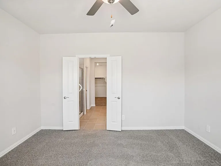 516 Ezra Ln — Photo 14