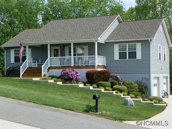 1st image of 81 Anderson Oaks Dr