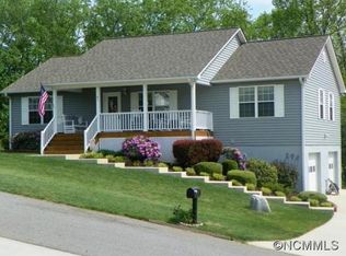 81 Anderson Oaks Dr, Marshall, NC 28753