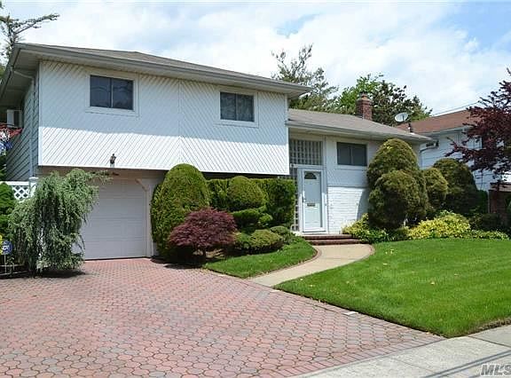 2nd image of 969 Cherrywood Dr