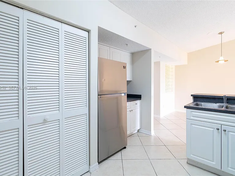 9650 NW 2nd St #4304 — Photo 5