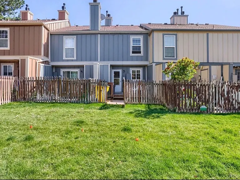 11961 E Kepner Dr — Photo 1