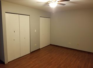 719 E 40th St, Chicago, IL 60653