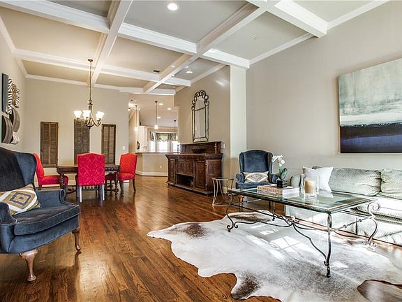 2nd image of 5801 Hillcrest Ave APT 11