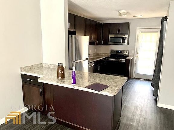 4th image of 140 Lanier Dr Unit 139